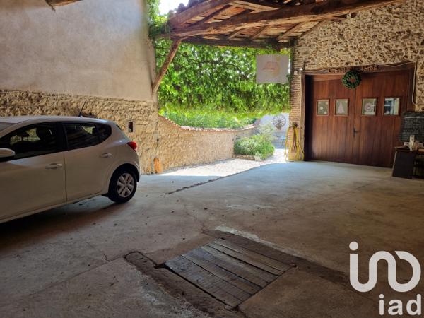 Maison à vendre 8 pièces 276 m² Saint-Galmier