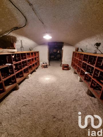 Maison à vendre 8 pièces 276 m² Saint-Galmier