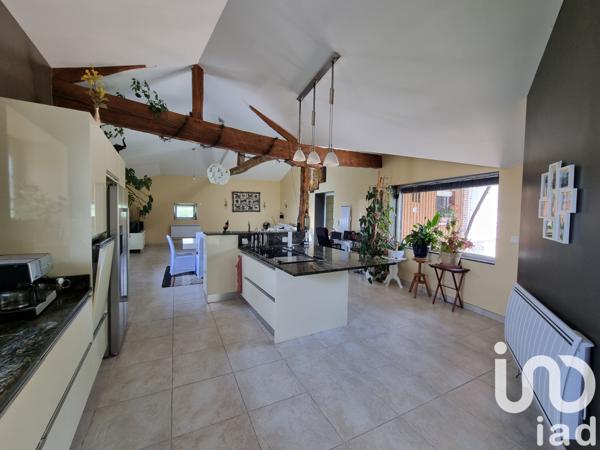 Maison à vendre 8 pièces 276 m² Saint-Galmier