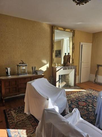Château Moulins Engilbert 12 pièce(s) 395,85 m2