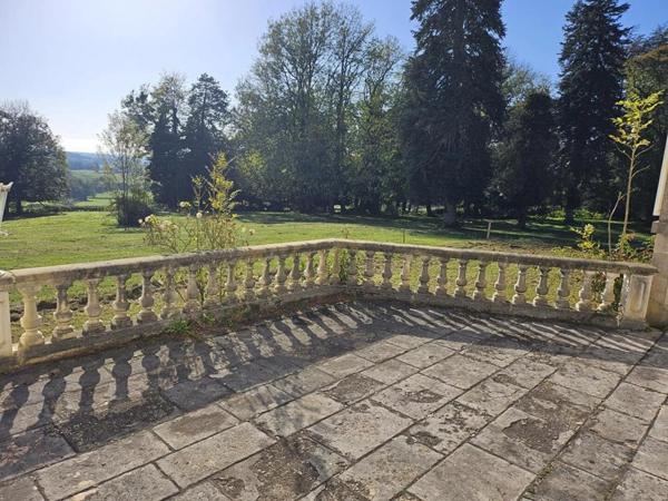 Château Moulins Engilbert 12 pièce(s) 395,85 m2