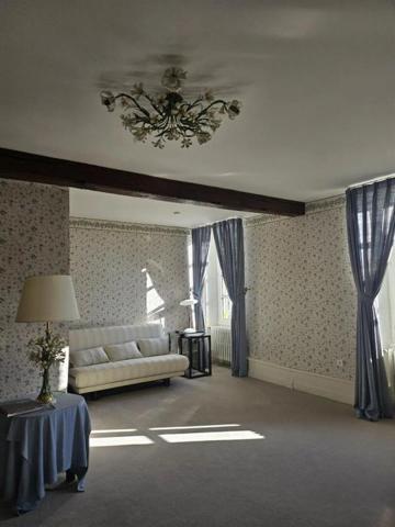 Château Moulins Engilbert 12 pièce(s) 395,85 m2