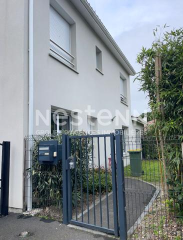 PESSAC DOMAINE UNIVERSITAIRE-A LOUER CHAMBRE MEUBLE AVEC SALLE D EAU EN CO-LIVING
