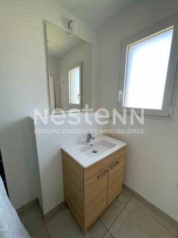 PESSAC DOMAINE UNIVERSITAIRE-A LOUER CHAMBRE MEUBLE AVEC SALLE D EAU EN CO-LIVING