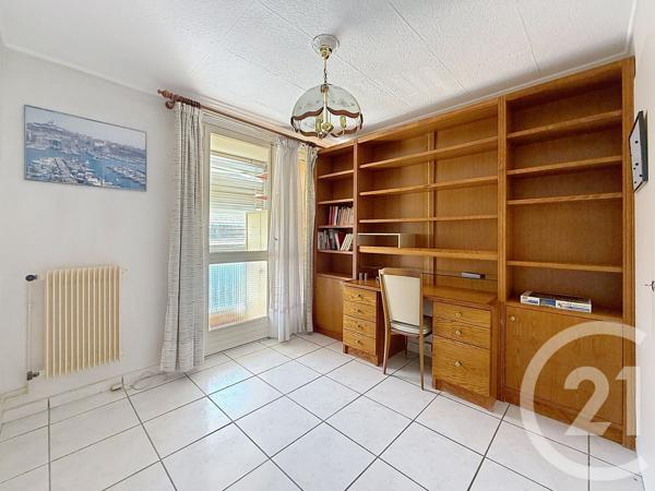 Appartement F4 à vendre  4 pièces - 70,90 m 2   MARSEILLE  - 13013