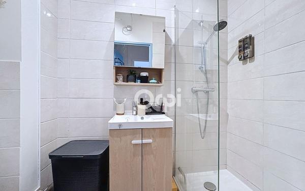 Appartement à vendre    1 pièce •  Limoges