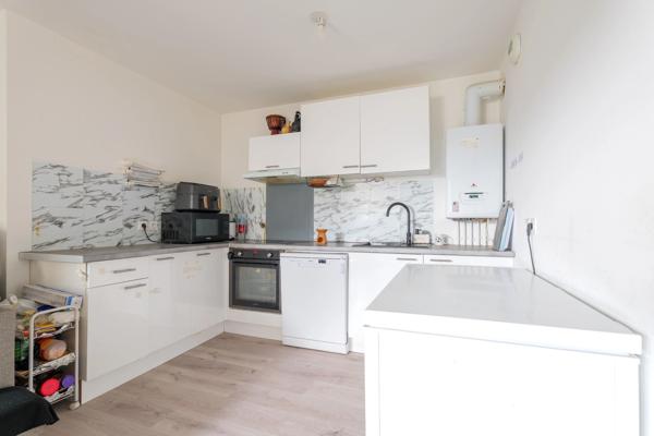 Appartement
         3 pièces
        - 54 m² Exclusivité 225 000 € *