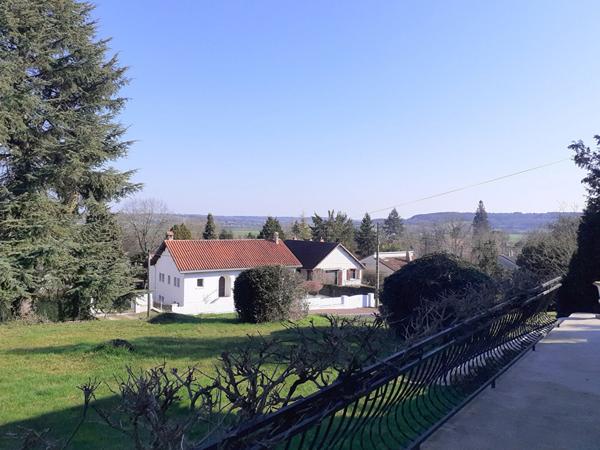 Maison 7 pièces à vendre La Roche Posay - 86270 / Réf: 11638