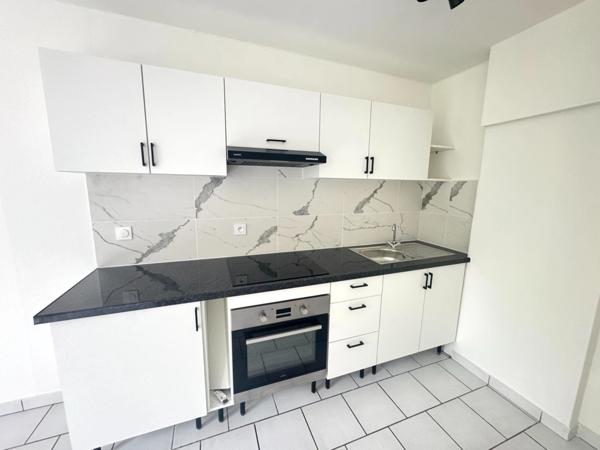 Appartement à vendre 3 pièces en DUPLEX limay (78) - Une place de parking