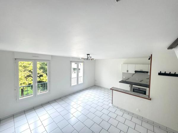 Appartement à vendre 3 pièces en DUPLEX limay (78) - Une place de parking