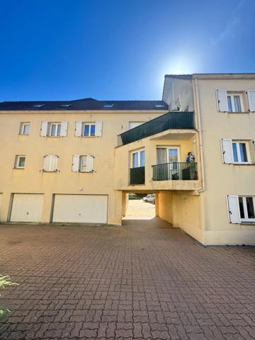 Appartement à vendre 3 pièces en DUPLEX limay (78) - Une place de parking