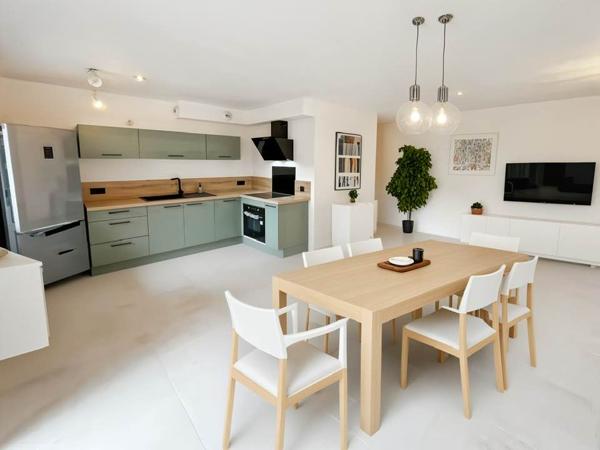 Appartement en RDC jardin et parking