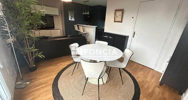 Location Appartement meublé 2 pièces 42.8 m² - Châtenay-malabry 92290