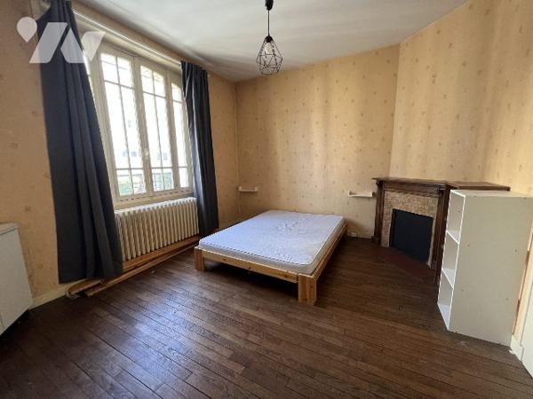 MAISON D'HABITATION A VENDRE