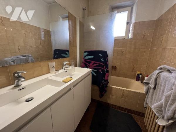MAISON D'HABITATION A VENDRE