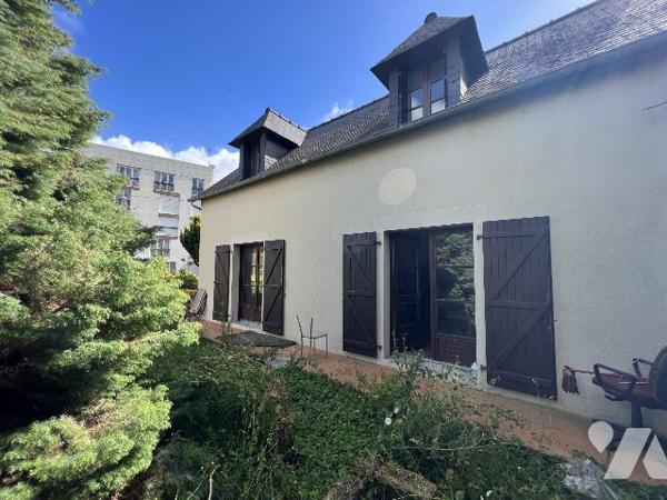 MAISON D'HABITATION A VENDRE
