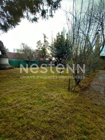 Rare sur le secteur de Longjumeau : Terrain à bâtir pour usage locaux professionnel, idéal profession libérale