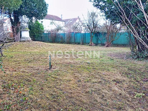 Rare sur le secteur de Longjumeau : Terrain à bâtir pour usage locaux professionnel, idéal profession libérale