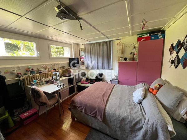 APPARTEMENT 4 PIÈCES 80 m²