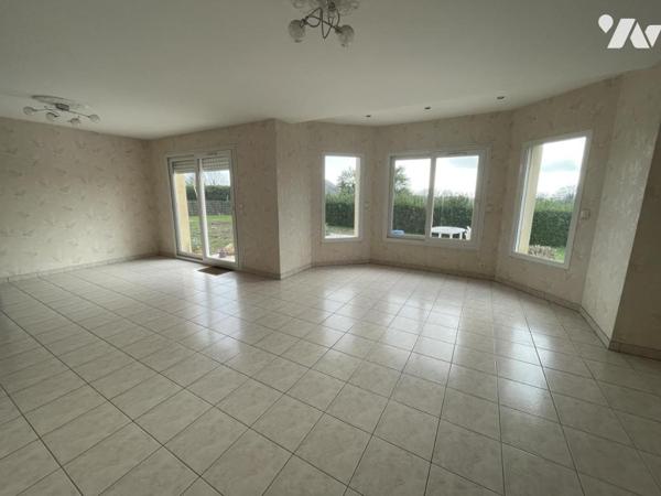 A VENDRE-MAISON CONTEMPORAINE 6 PIECES ARRADON -9900 m2 de terrain