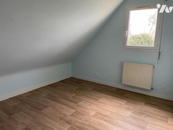 A VENDRE-MAISON CONTEMPORAINE 6 PIECES ARRADON -9900 m2 de terrain