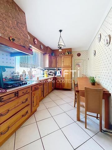 Maison 6 pièces 148 m2 avec terrain constructible de 3889 m2