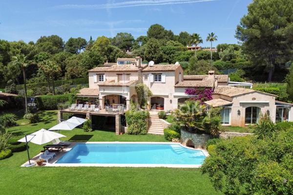Biot villa avec vue, 4 chambres et une maison d'amis avec 2 cham Biot