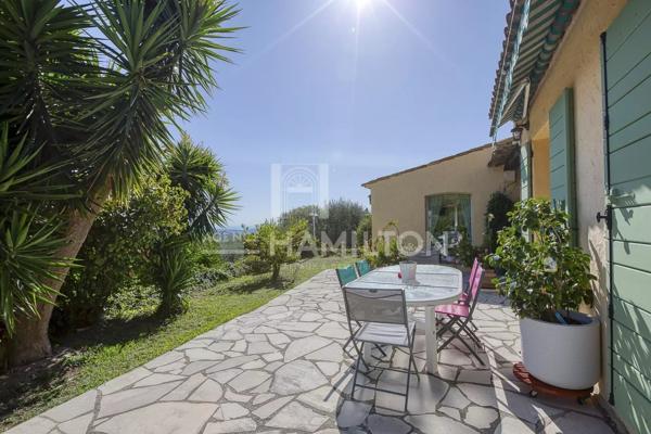 LE ROURET - VILLA DE CHARME - VUE MER Le rouret