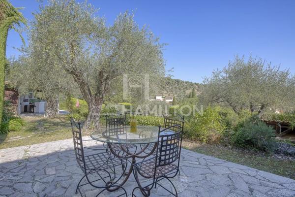 LE ROURET - VILLA DE CHARME - VUE MER Le rouret