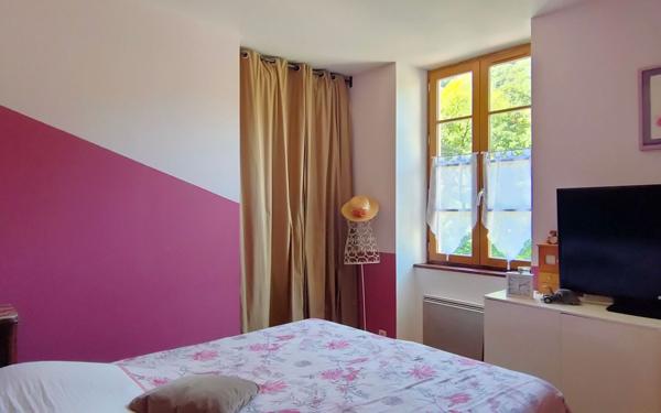 Maison à vendre    9 pièces •  Saint-Antonin-Noble-Val