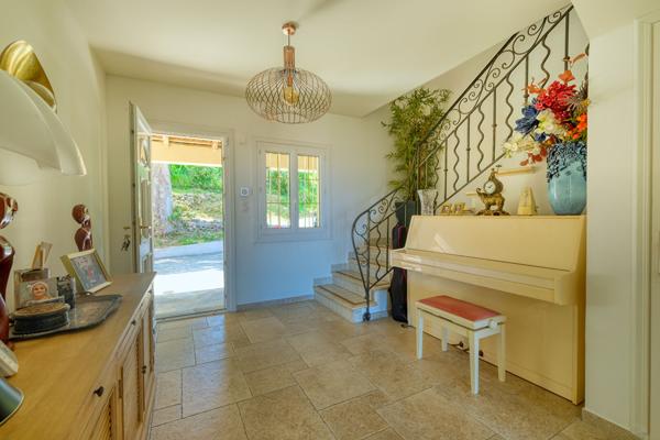 Vente Maison 9 pièces avec piscine et vue mer Furiani
