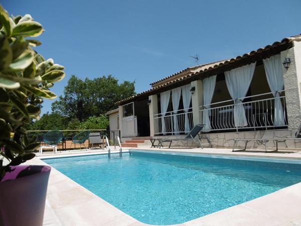 Maison Vidauban 4 pièce(s) +900 m² de terrain