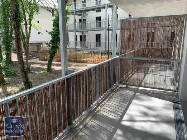 Appartement à louer 2 pièces 46.4m²