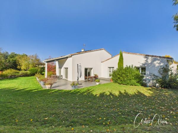 Maison à vendre 6 pièces LAUZERVILLE (31)