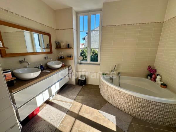 Maison de caractère a vendre