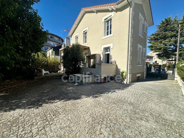 Maison de caractère a vendre