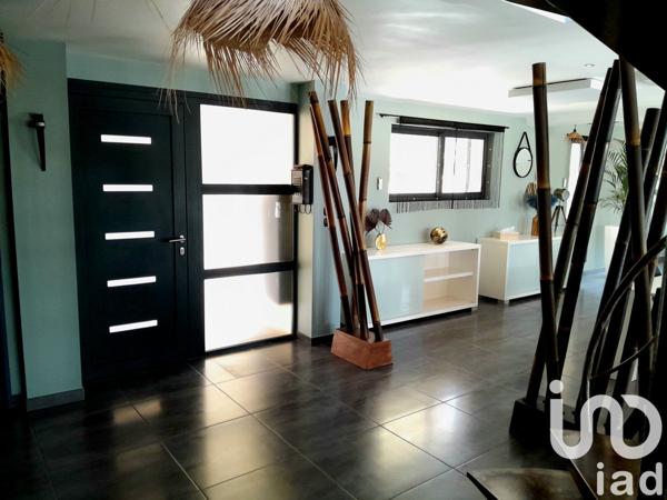 Maison à vendre 9 pièces 214 m² Aigues-Mortes