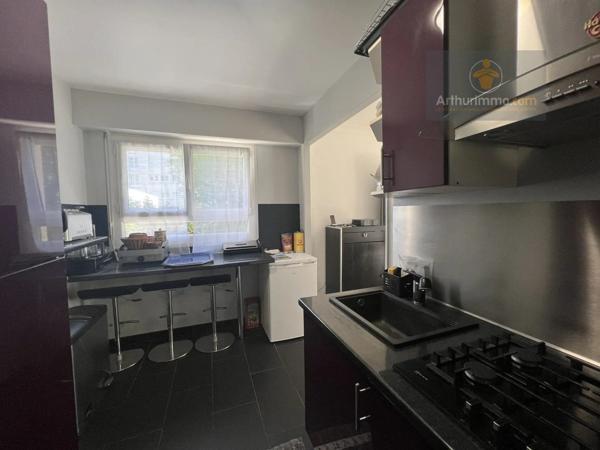Vente                                                      Appartement
                        
                     2 pièces                      60 m2                     à Élancourt