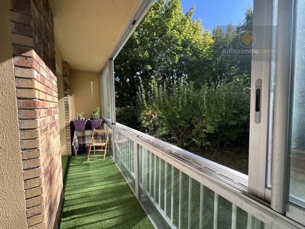 Vente                                                      Appartement
                        
                     2 pièces                      60 m2                     à Élancourt