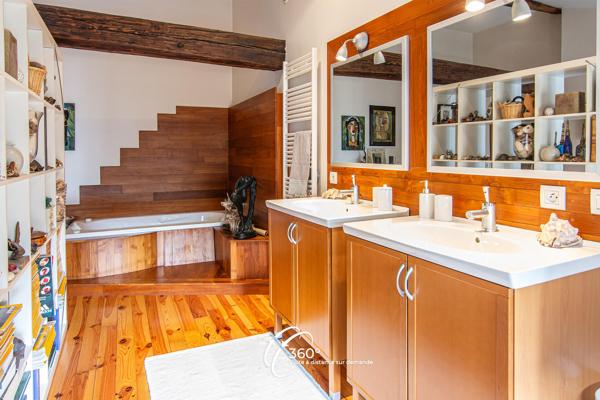 Mur et fonds de commerce avec logement de charme