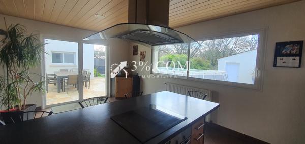 Chantonnay maison de 167 m² dans le centre. Chantonnay (85110)