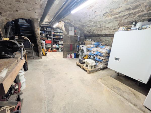 MAISON de VILLE avec beaucoup de charme à LUZARCHES