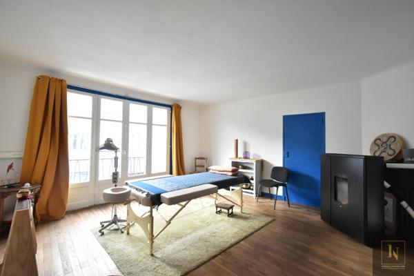 Immeuble
                                                                                                                                                
                                                                                                                                                
                                                                                                                                                
                                                    
                                                                                                                                                                                                                                                                                                                        135  m²                                                                                                                                                                                                         2 etage(s)