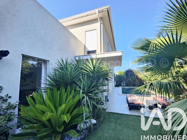 Maison à vendre 5 pièces 94 m² Le Pradet