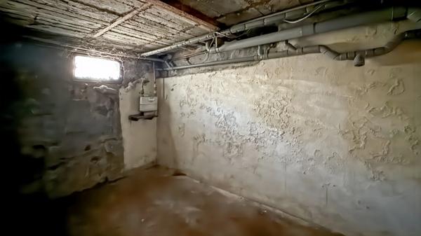 Maison de caractère en pierre en plein centre-ville de Bergerac - 189 m², 5 chambres, jardin clos et dépendance sur parcelle de 550 m²