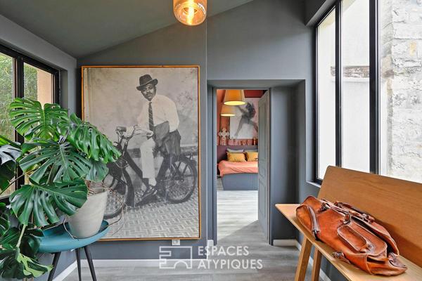 Maison de caractère revisitée avec double jardin et volumes de vie ouverts