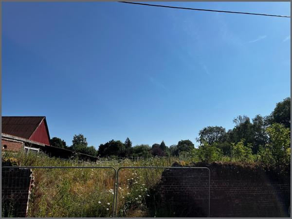 Terrain à SAULZOIR, 59227 - 732m²