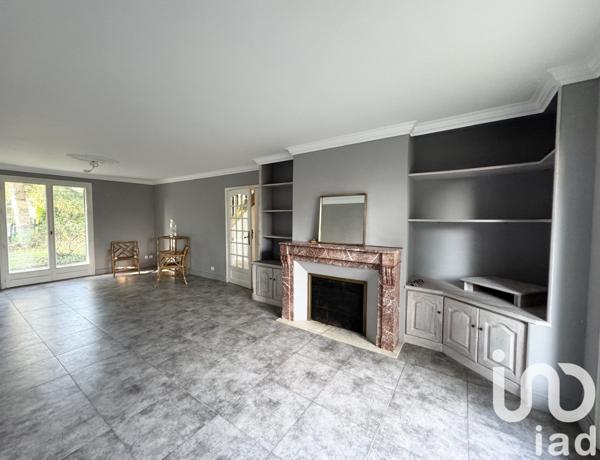 Maison 9 pièces de 195 m² à Boissise-le-Roi (77310)
