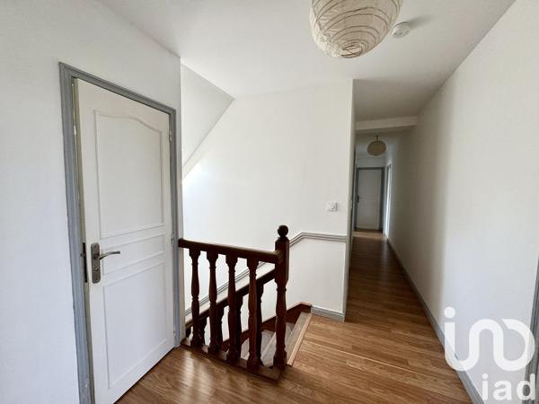 Maison 9 pièces de 195 m² à Boissise-le-Roi (77310)
