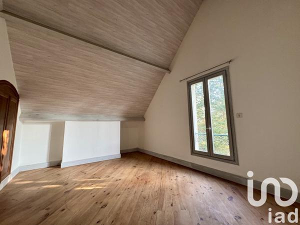 Maison 9 pièces de 195 m² à Boissise-le-Roi (77310)